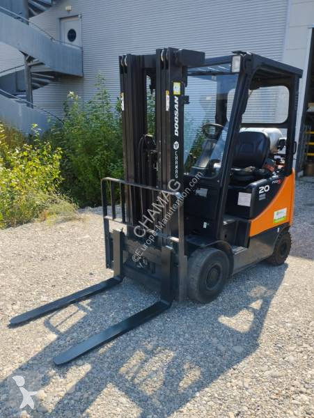 Teleskopický manipulátor Doosan Chariot...