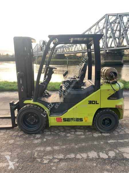 Carretilla elevadora Clark S30L