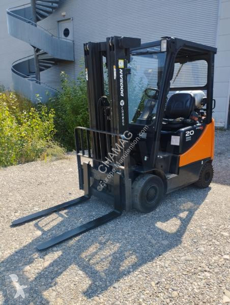 Автопогрузчик Doosan fenwick Chariot élévateur...