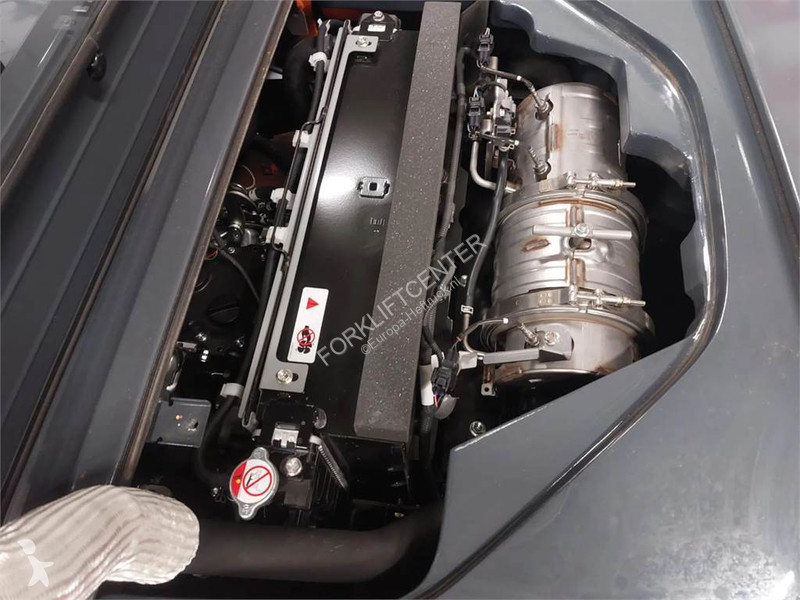 رافعة شوكية Toyota 8FD70F