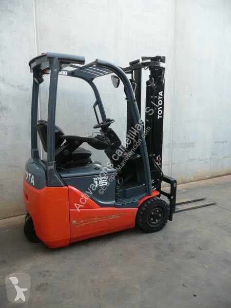 Carretilla elevadora Toyota 8FBE15T