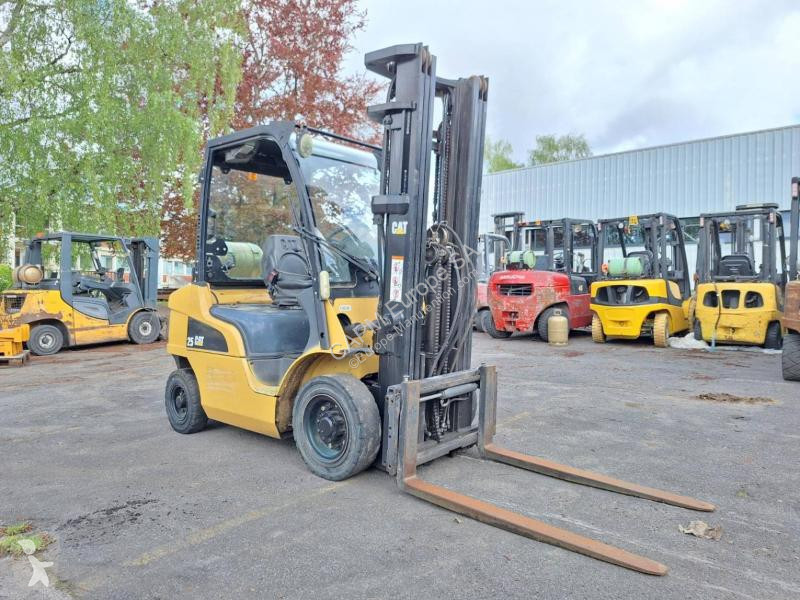 Heftruck Caterpillar GP25N