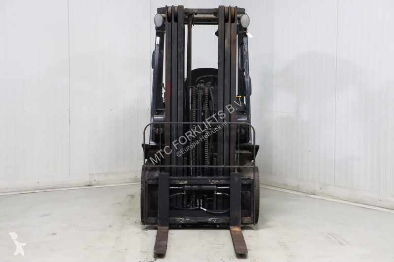 Stivuitor Nissan U1D2A20Q
