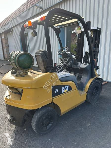 Heftruck Caterpillar GP25N