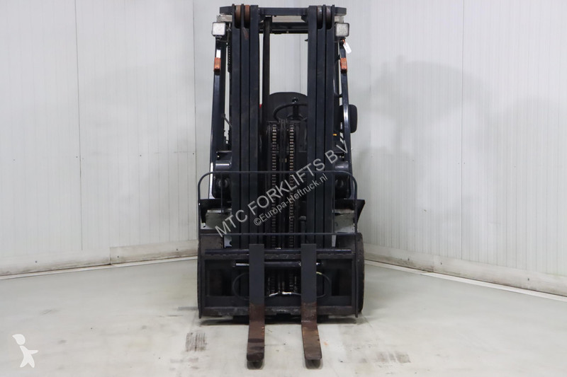 Stivuitor Nissan U1D2A20Q