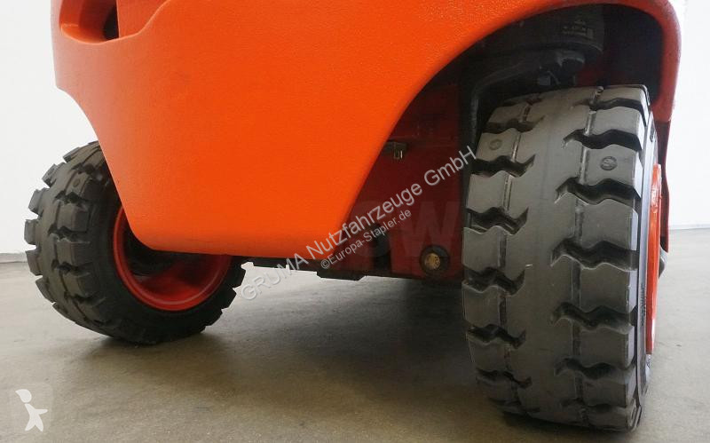 Teleskopický manipulátor Linde E 25 L 387