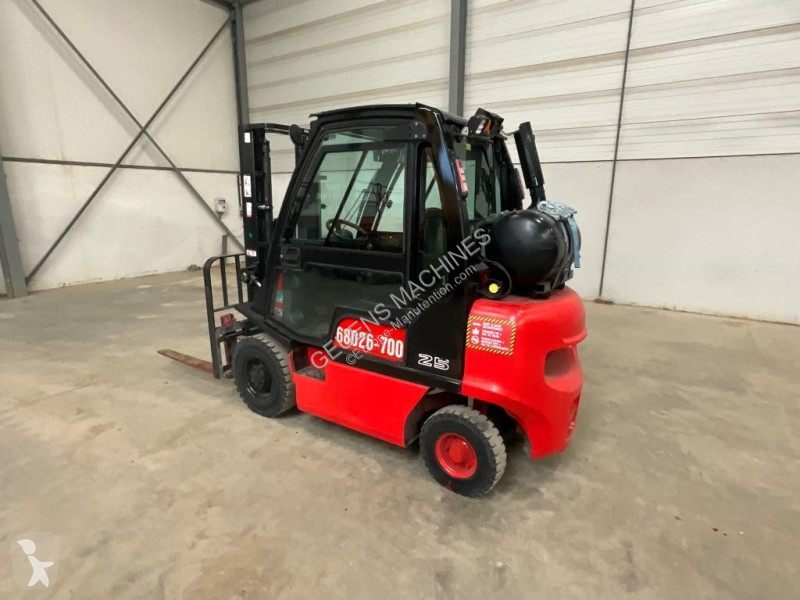 Stivuitor Nissan U1 D2 A 25 LQ