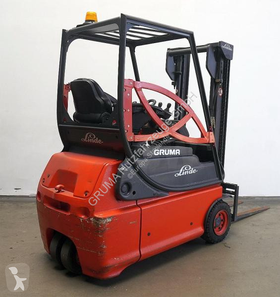 Teleskopický manipulátor Linde E 16 335-02