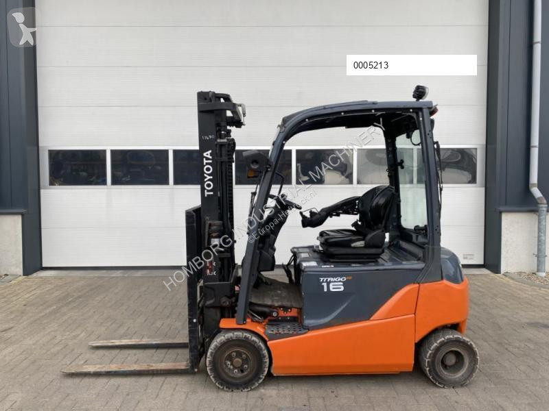 Teleskopický manipulátor Toyota Traigo 16...