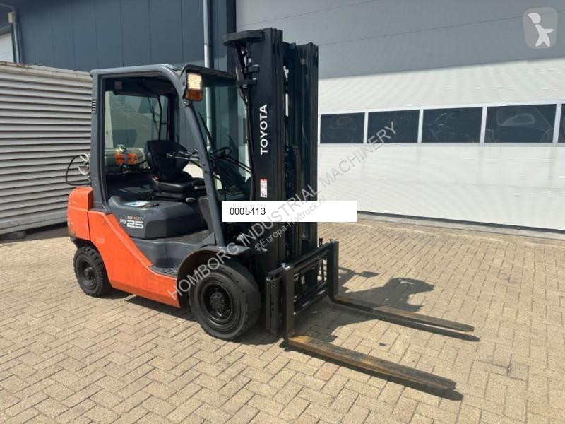 Toyota 2.5 ton 25 Triplex Freelift Sideshift...