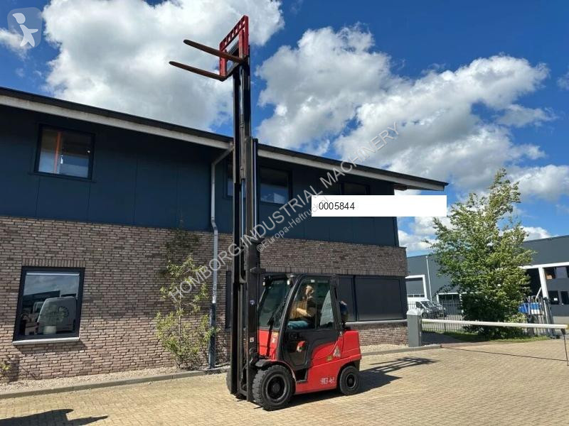Stivuitor Hyster H3.0FT 3 ton Triplex Freelift...