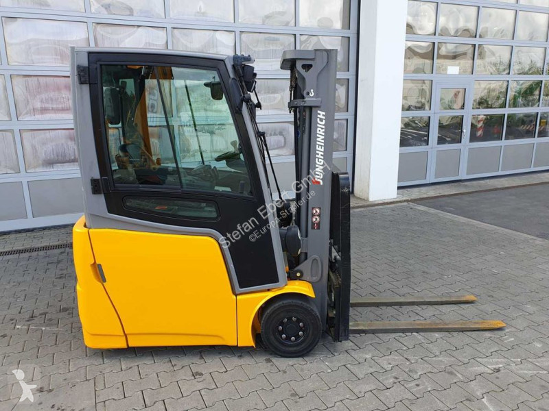 Stivuitor Jungheinrich EFG 215 / Triplex:...