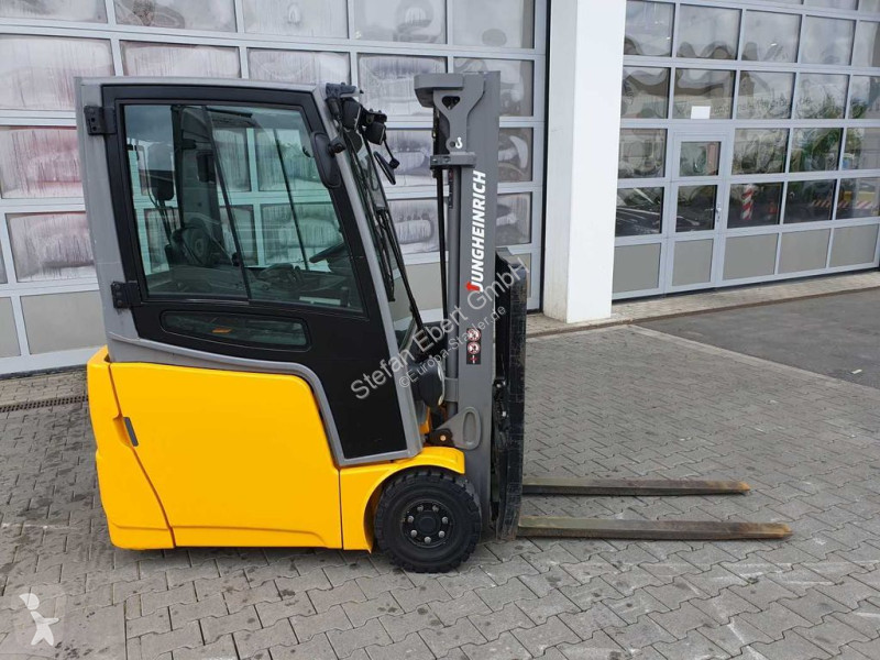 Stivuitor Jungheinrich EFG 215 / Triplex:...