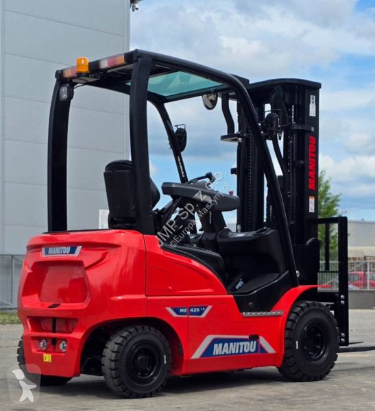 Teleskopický manipulátor Manitou ME 425 LD LIFT...