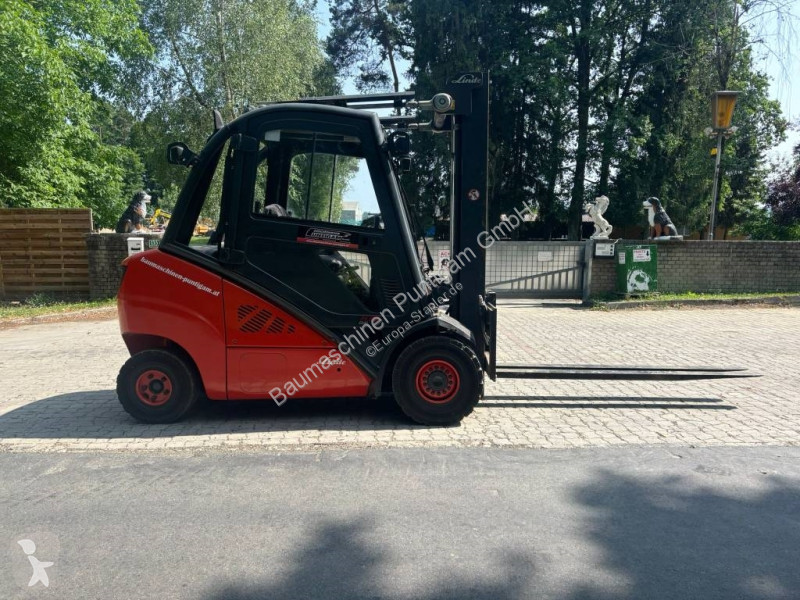 Lyfttruck Linde 35 D-02 Triplex