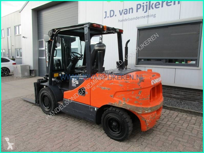 Doosan D55SC-5 4199uur 5.5t diesel...
