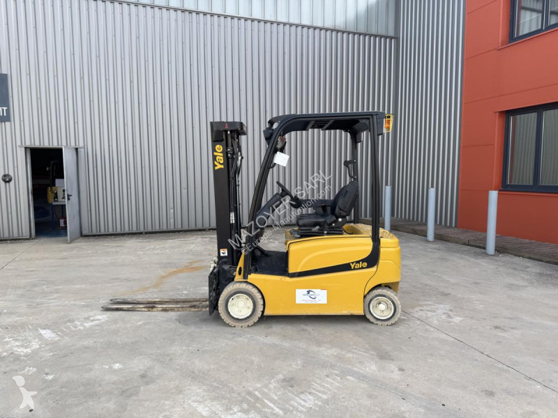Chariot élévateur Yale ERP18VF