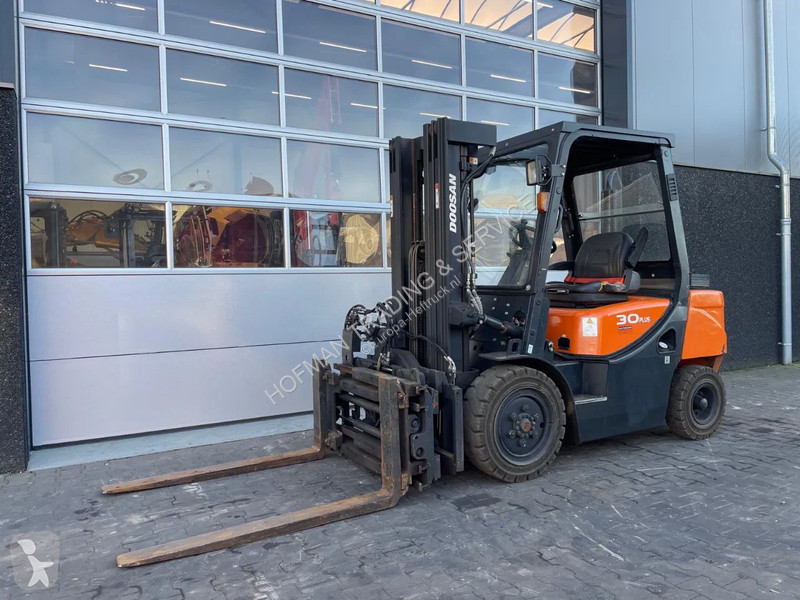 Stivuitor Doosan D30GP