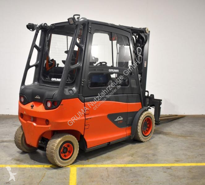 Teleskopický manipulátor Linde  E 50 HL 388