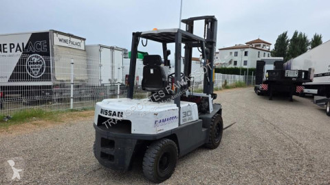 Carretilla diesel Nissan