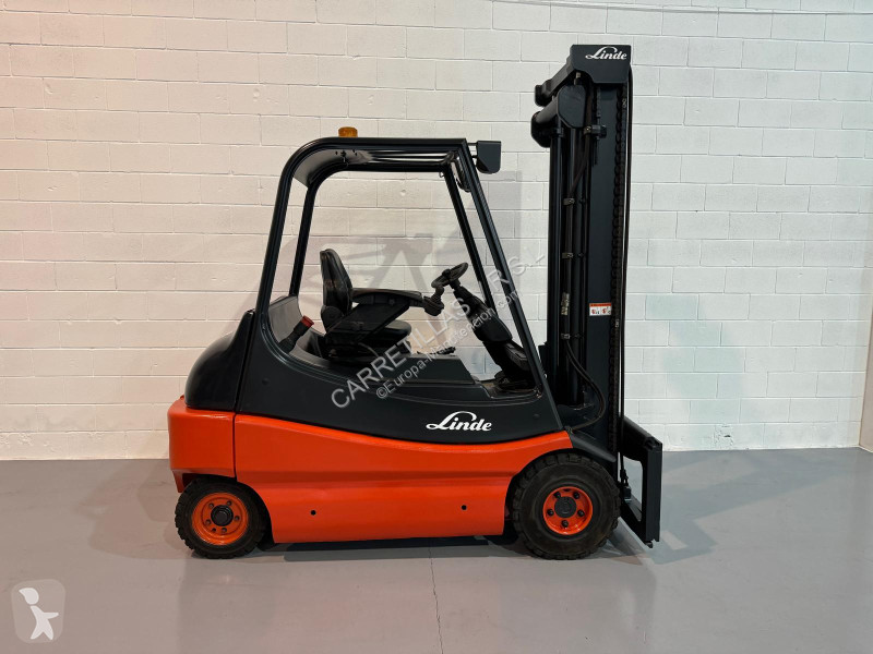 Chariot élévateur Linde E30-02