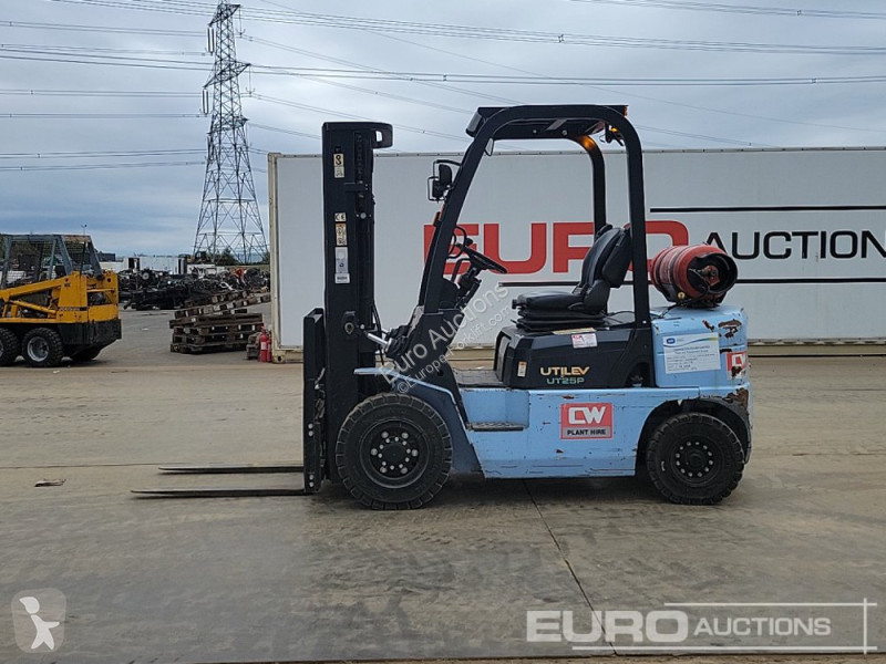 Carrello elevatore UT25P