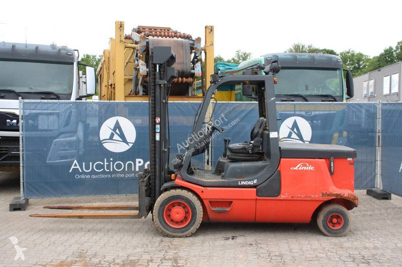 Stivuitor Linde E48P