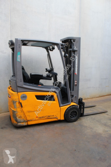 Carrello elevatore elettrico Jungheinrich