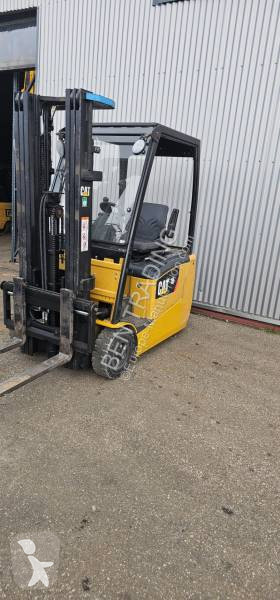 رافعة شوكية Caterpillar EP16ncp
