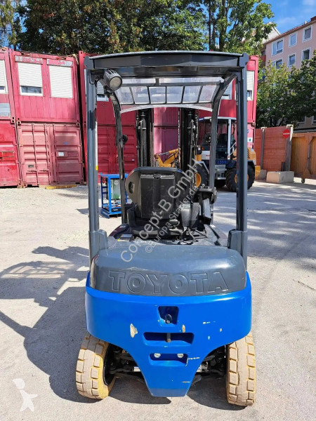 Vysokozdvižný vozík Toyota 8FBM20T - FSW 4700