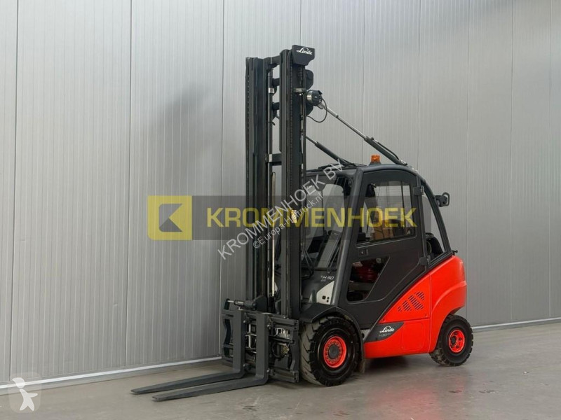 رافعة شوكية Linde