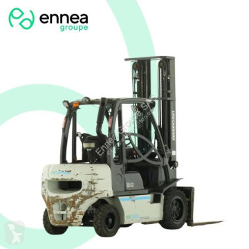رافعة شوكية ديزل Unicarriers