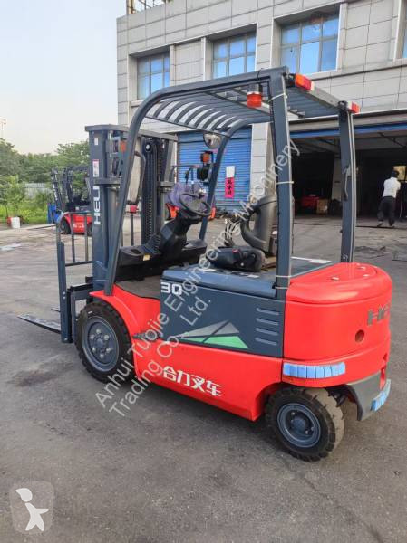 رافعة شوكية Heli 3-Ton