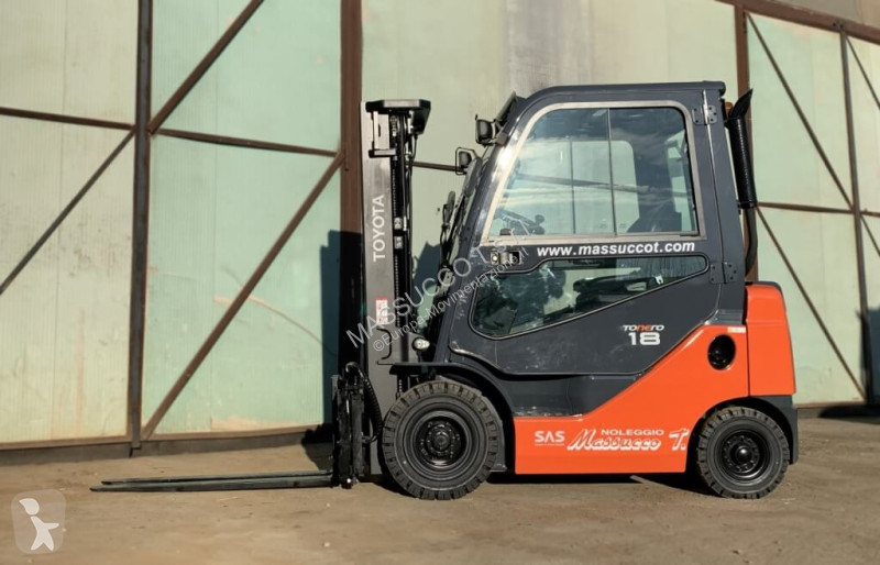 Vysokozdvižný vozík Toyota 02-8FDF18
