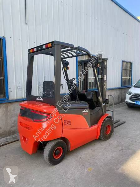 Vysokozdvižný vozík Linde 2.5-Ton