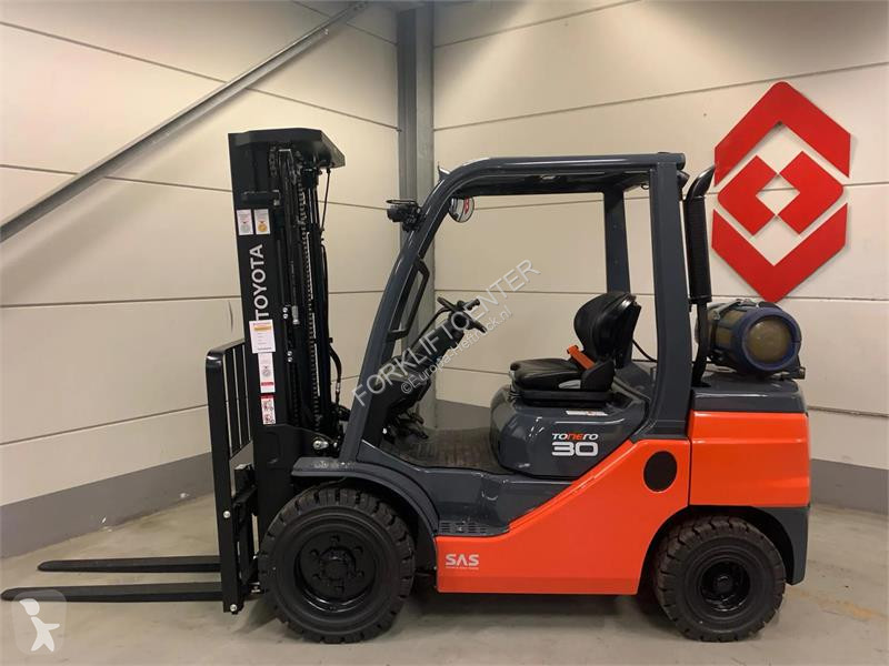 Vysokozdvižný vozík Toyota 02-8FGF30