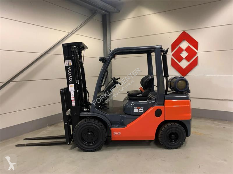 Chariot élévateur Toyota 02-8FGF30