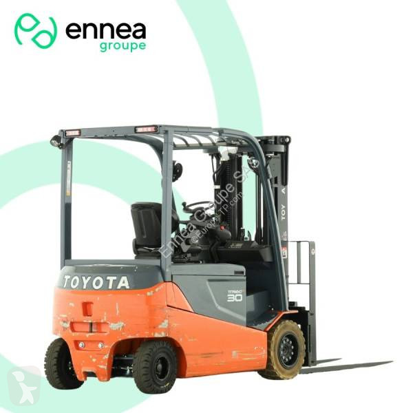 رافعة شوكية Toyota 8-FBMT-30