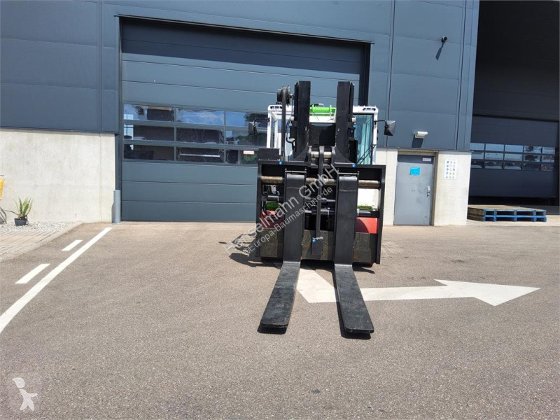 Teleskopický manipulátor JMG MC 250.09FL