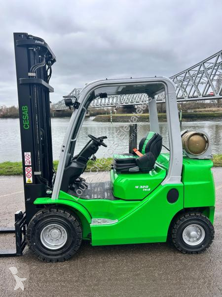 رافعة شوكية Cesab  M320GV