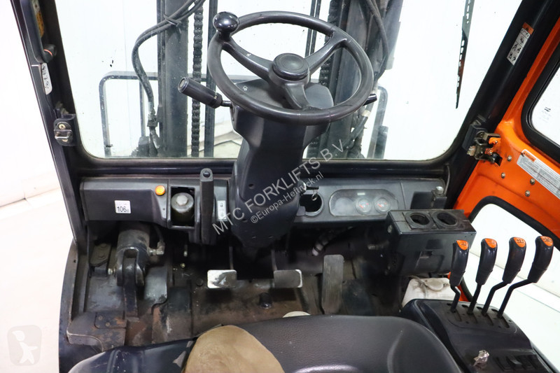 رافعة شوكية Doosan G40S-5