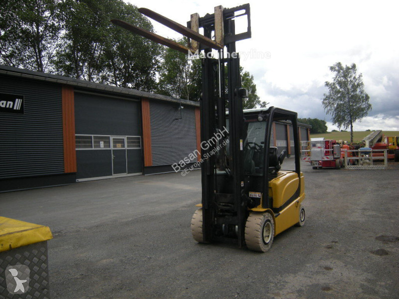 رافعة شوكية Yale ERP35VL E2395