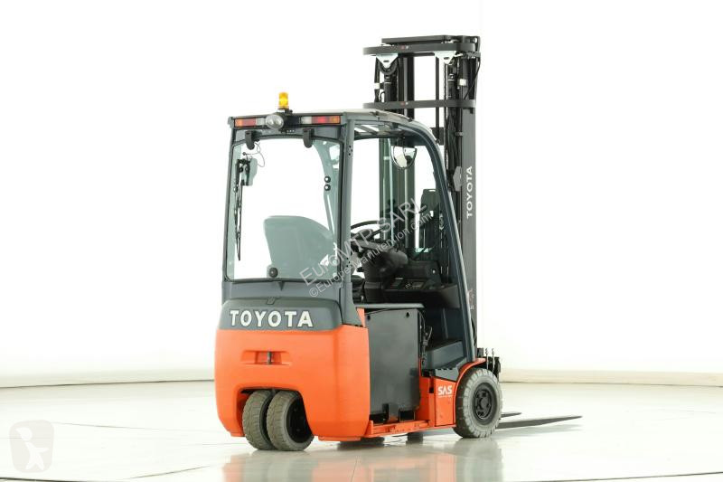 رافعة شوكية Toyota  8-FBEK-18-T