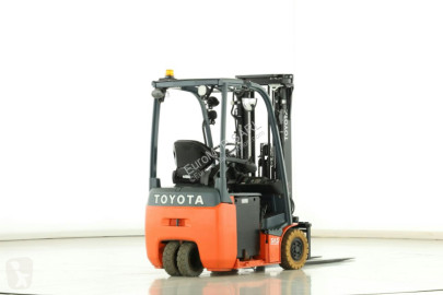 Електрокар Toyota