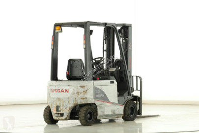 رافعة شوكية كهربائية Nissan