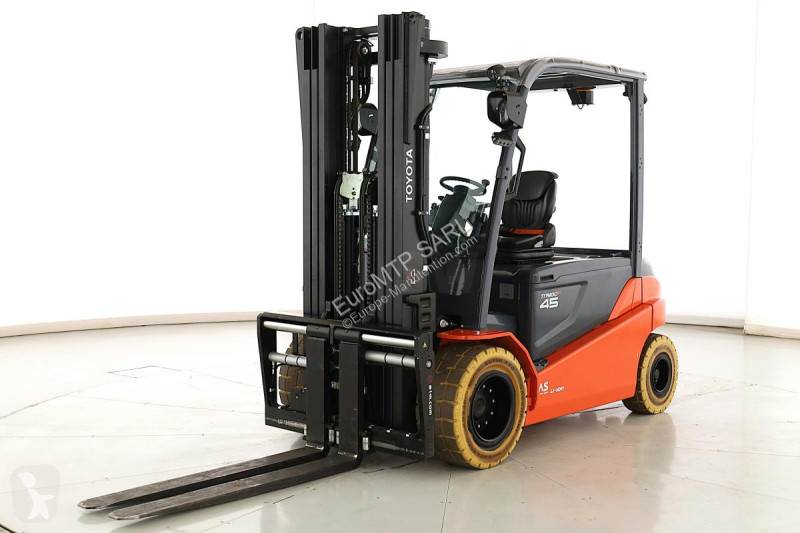 Empilhador elevador Toyota