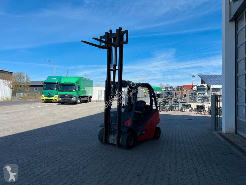 رافعة شوكية Linde D-02/600 / 3m /  5.145h / Diesel