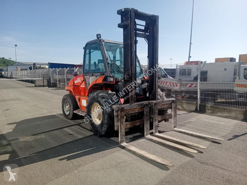 رافعة شوكية Manitou  MC40