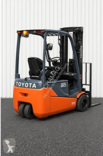 Carretilla eléctrica Toyota