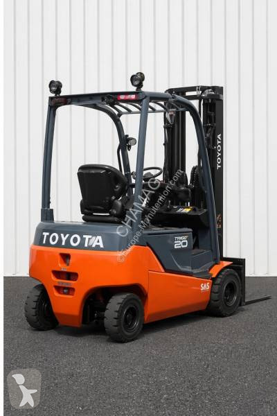 رافعة شوكية Toyota